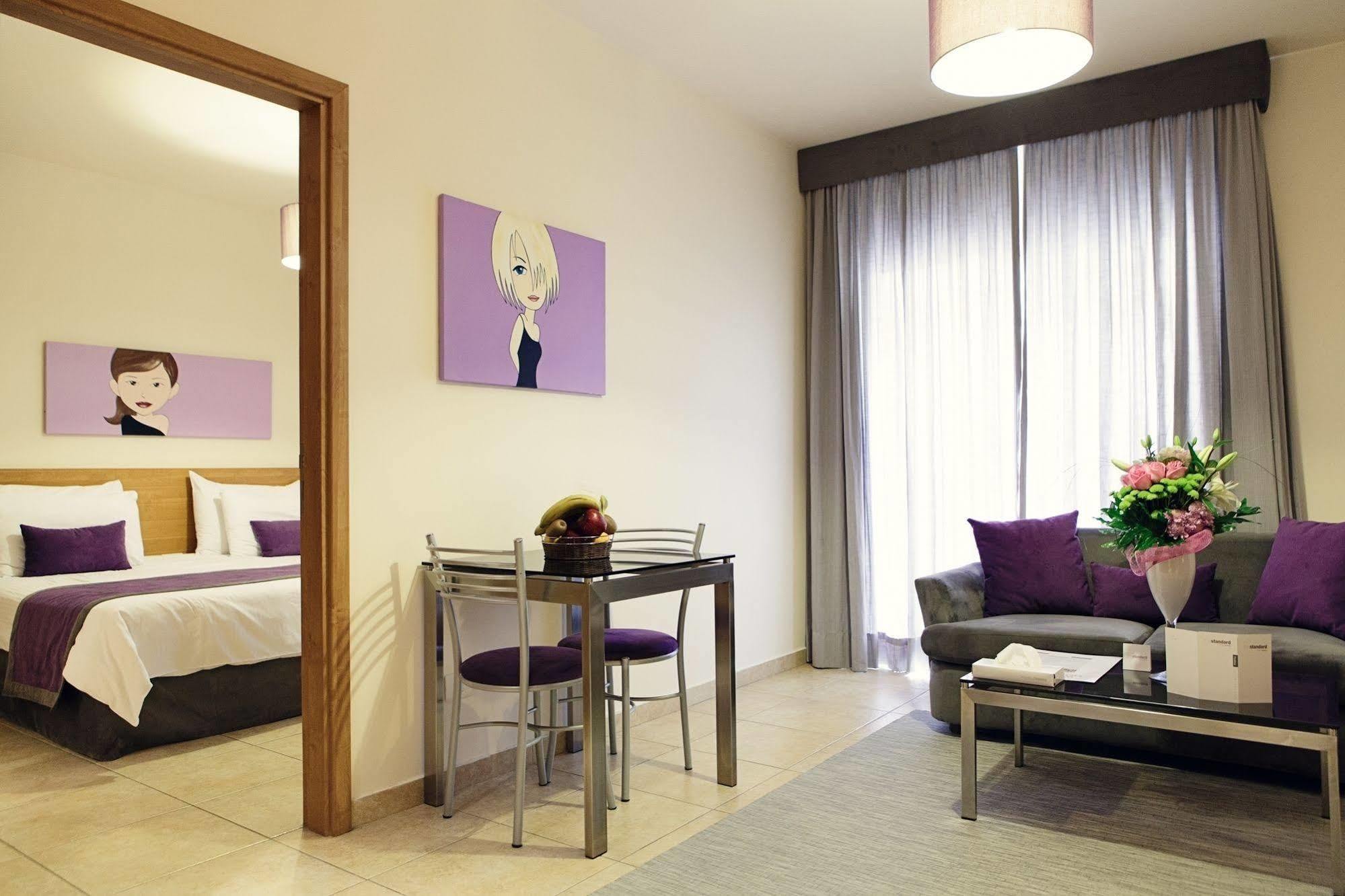 X1 By Smallville Beirut Luaran gambar